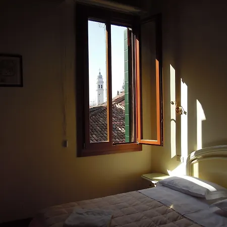 Hotel Casa Linger-3